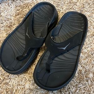 Hoka one one recovery sandal